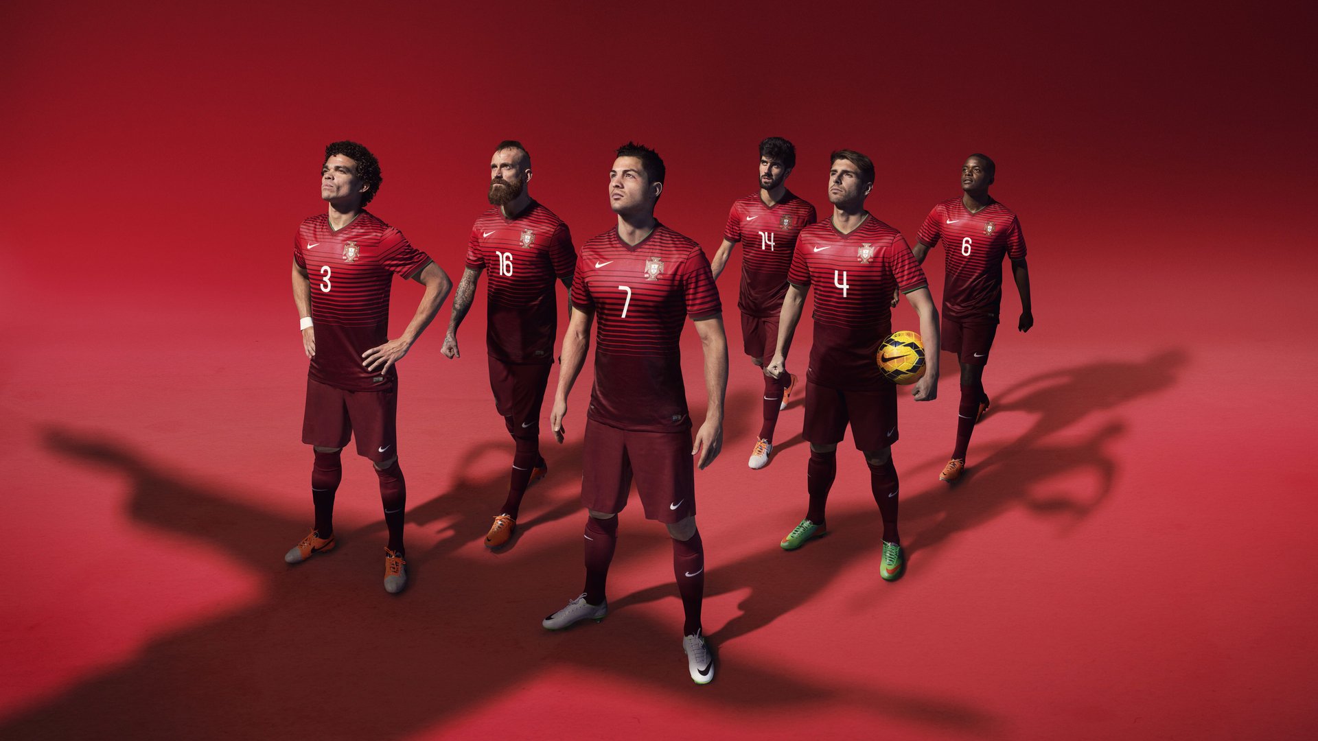 跨越东西半球的爱德华兹时刻，山西团队篮球击溃太阳，绿茵场神锋接管意甲