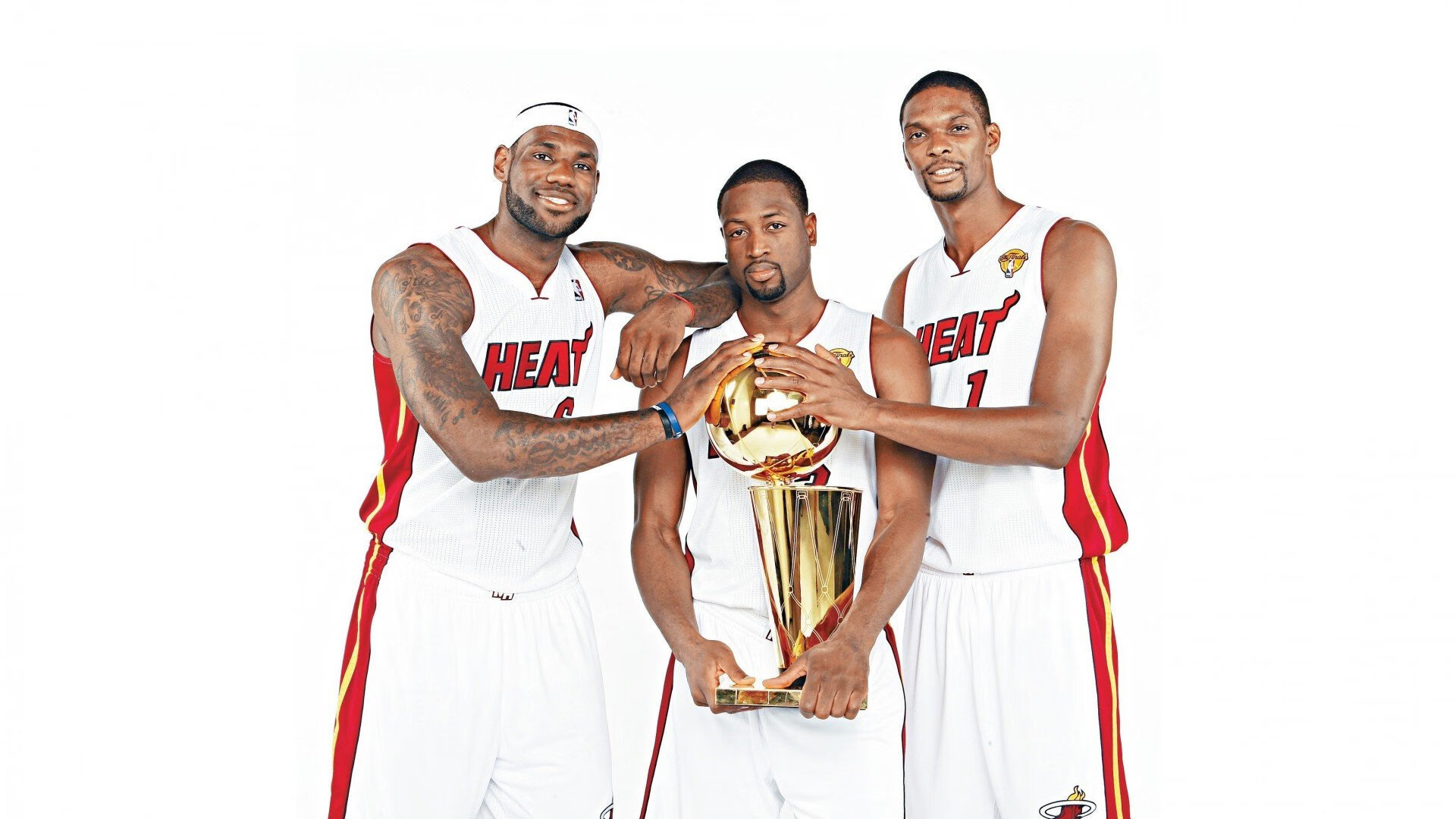 九游体育官方入口-新神用天赋没收悬念，旧城靠意志赢下生死—NBA一夜间的两种叙事